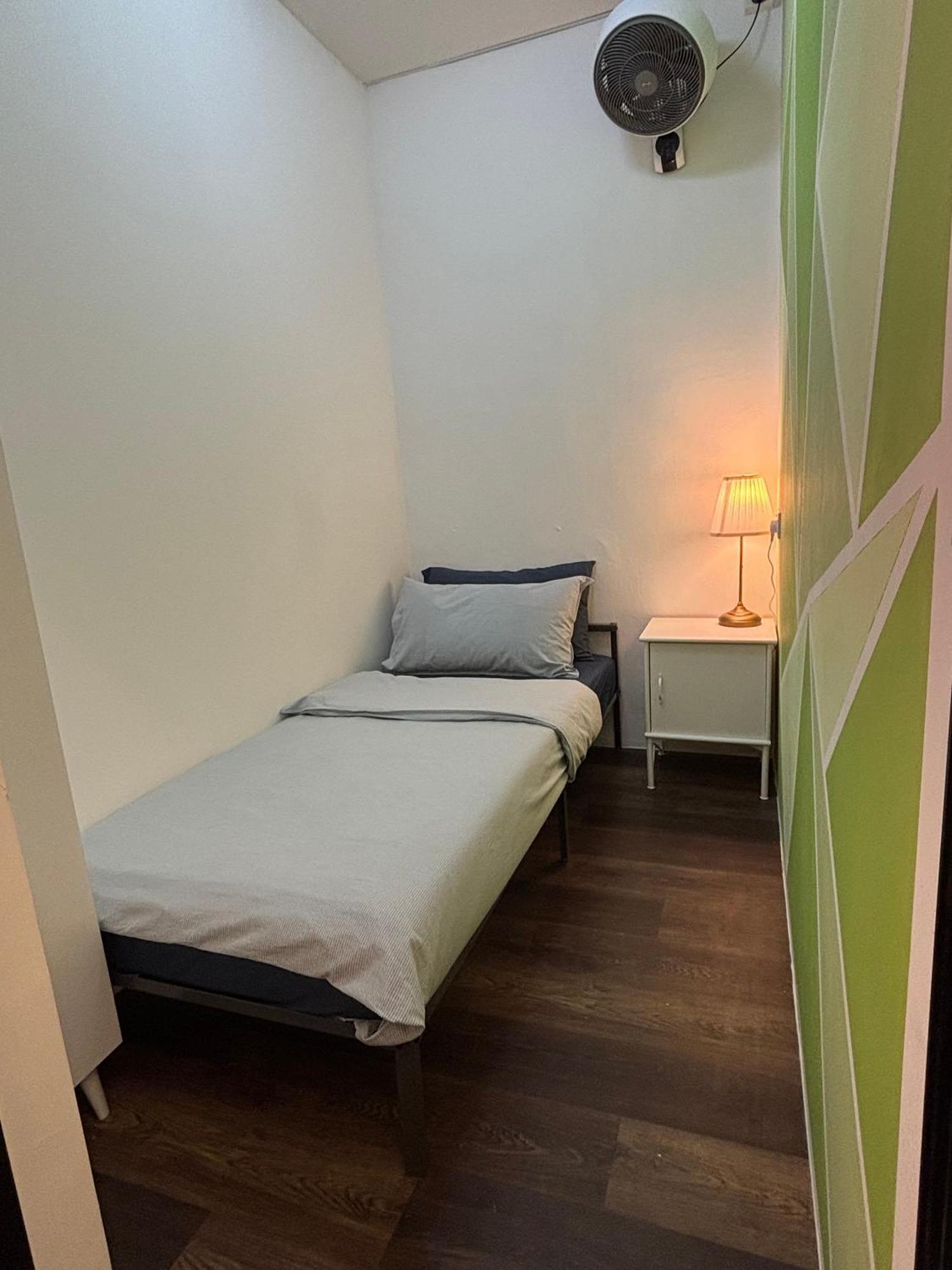 Victoria Pods Hotel จอร์จทาวน์ ภายนอก รูปภาพ
